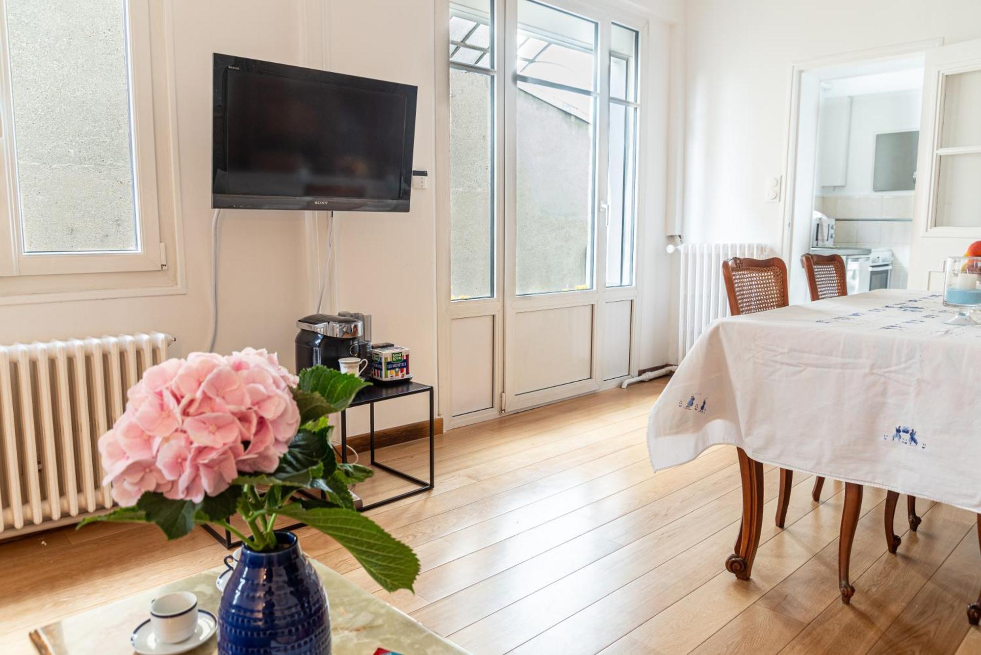 5 Min Chateau Charmante Maison Et Son Jardin Prive Βερσαλλίες Εξωτερικό φωτογραφία